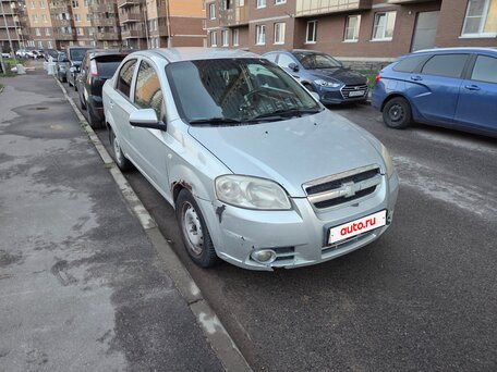 2011 Chevrolet Aveo I Рестайлинг, серебристый, 260000 рублей, вид 2