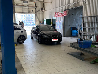 2012 SEAT Leon II Рестайлинг, чёрный, 999000 рублей, вид 4