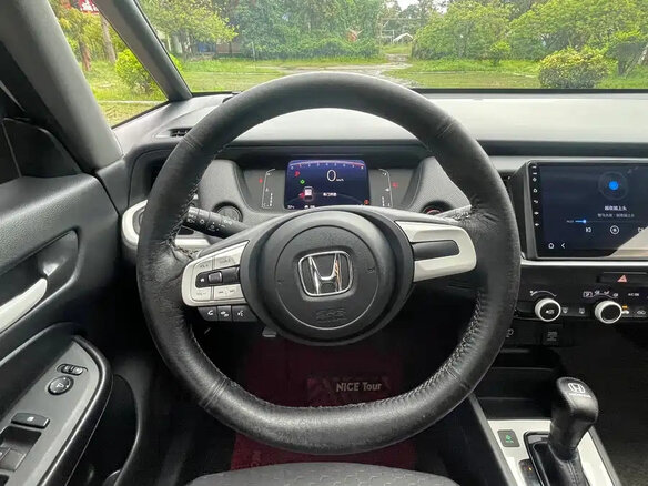 2022 Honda Fit IV, белый - вид 13
