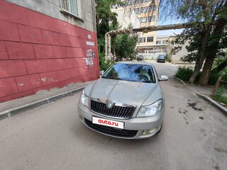 2012 Skoda Octavia II (A5) Рестайлинг, серебристый, 700000 рублей, вид 2