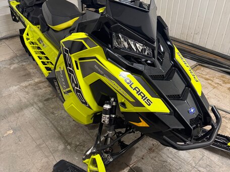 2018 Polaris 850 PRO-RMK, жёлтый, 1250000 рублей, вид 1