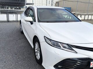 2018 Toyota Camry VIII (XV70), белый, 1800000 рублей, вид 1