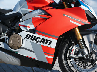 2019 Ducati Panigale V4, красный, 1818300 рублей, вид 5
