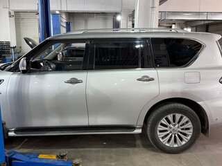 2014 Nissan Patrol VI (Y62) Рестайлинг, серебристый, 2850000 рублей, вид 4