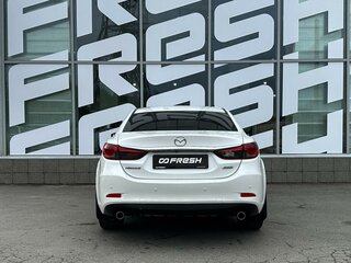 2017 Mazda 6 III (GJ) Рестайлинг, белый, 1875000 рублей, вид 4