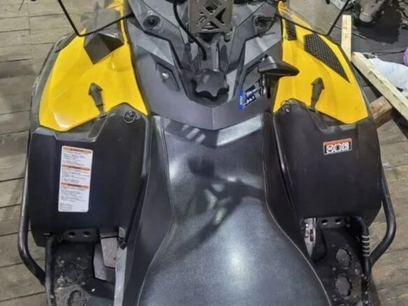 2012 Ski-Doo Skandic, жёлтый, 700000 рублей - вид 2