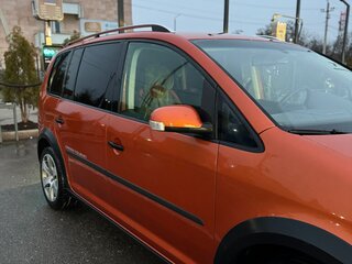2008 Volkswagen Touran Cross I Рестайлинг, оранжевый, 1000000 рублей, вид 3