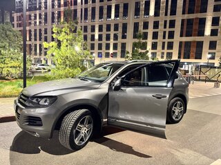 2012 Volkswagen Touareg II, серый, 2250000 рублей, вид 2