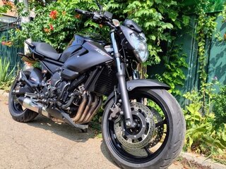 Yamaha XJ6 (FZ6R)