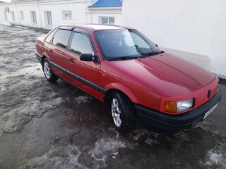 1992 Volkswagen Passat B3, красный, 275000 рублей, вид 1