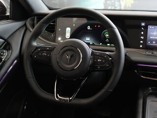 2026 Voyah Free I Рестайлинг, красный, 6940000 рублей, вид 4