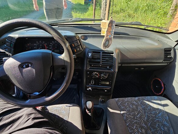 2005 Lada (ВАЗ) 2112, красный - вид 9