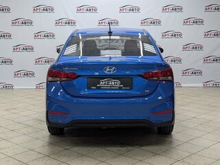 2017 Hyundai Solaris II, синий, 1049000 рублей, вид 5