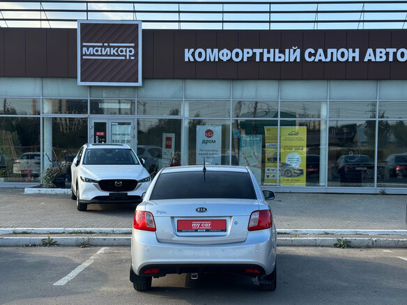 2011 Kia Rio II Рестайлинг, серебристый - вид 4
