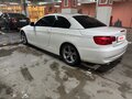 2010 BMW 3 серии 320i V (E90/E91/E92/E93) Рестайлинг, белый, 1200000 рублей - вид 6