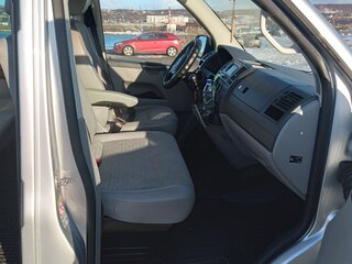 2010 Volkswagen Transporter T5 Рестайлинг, серебристый, 1400000 рублей, вид 5