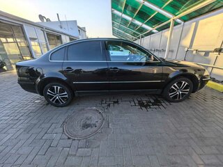 2004 Volkswagen Passat B5 Рестайлинг, чёрный, 595000 рублей, вид 3