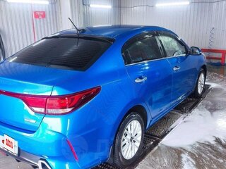 2021 Kia Rio IV Рестайлинг, синий, 1690000 рублей, вид 3
