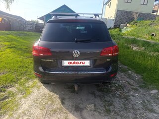 2010 Volkswagen Touareg II, серый, 1980000 рублей, вид 5