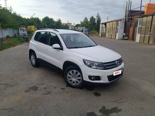 2011 Volkswagen Tiguan I Рестайлинг, белый, 1100000 рублей, вид 3
