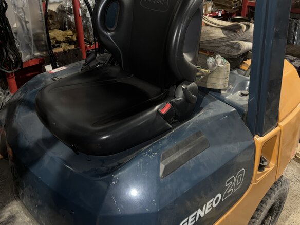2004 Toyota 7F, 2500000 рублей - вид 3