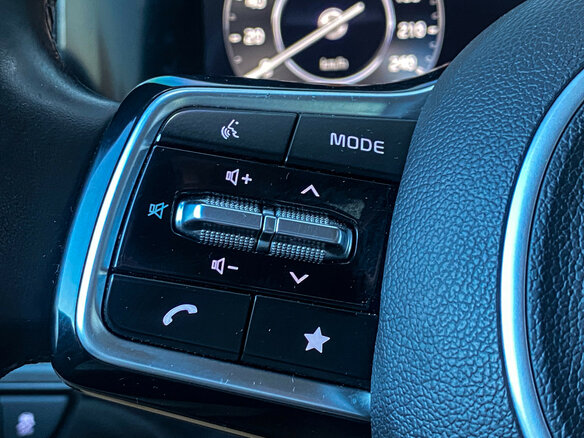 2022 Kia Carnival IV, чёрный - вид 33