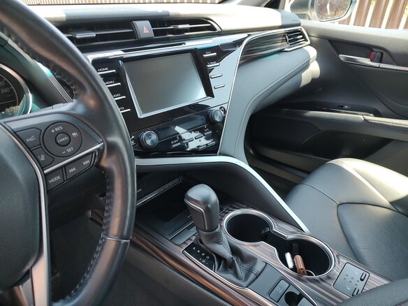 2020 Toyota Camry VIII (XV70), белый, 3500000 рублей - вид 5