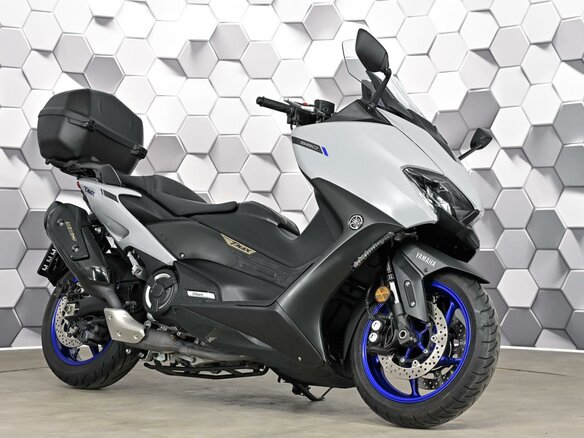 2021 Yamaha TMAX, серый, 1049000 рублей
