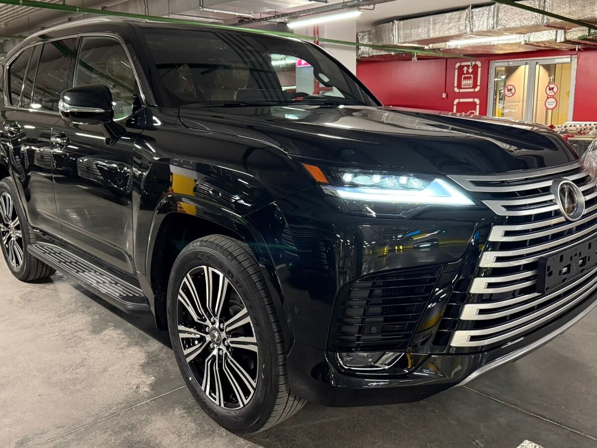 Открыть фотографии: Lexus LX IV