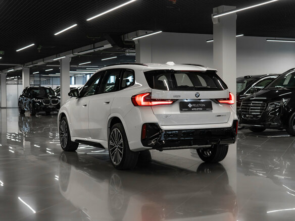 2026 BMW X1 25Li xDrive III (U11/U12), белый - вид 4