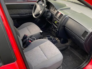 2004 Hyundai Getz I, красный, 390000 рублей, вид 5