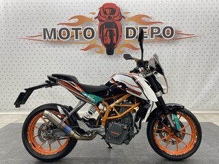 2015 KTM 390 Duke, белый, 349000 рублей, вид 1