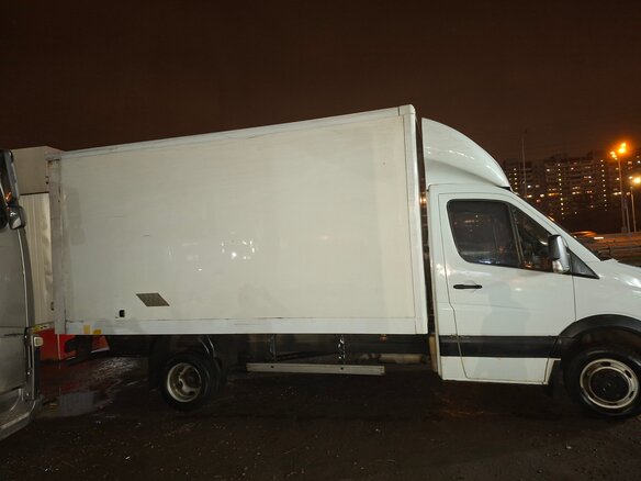 2008 Mercedes-Benz Sprinter, белый, 1800000 рублей - вид 2