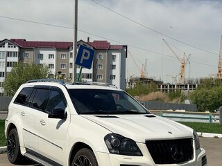 2010 Mercedes-Benz GL-Класс 500 I (X164) Рестайлинг, белый, 1850000 рублей, вид 3