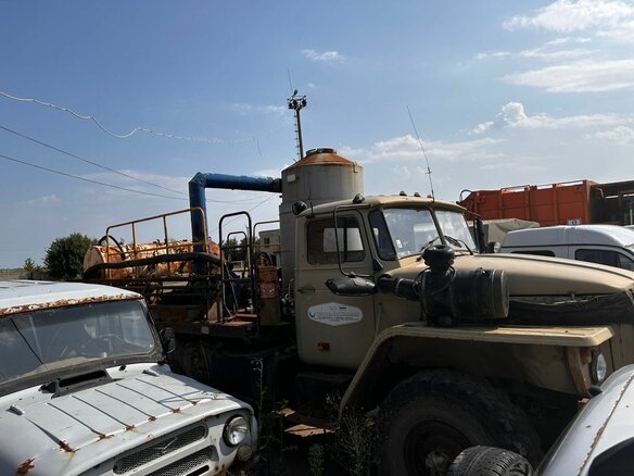 2002 Урал 4320, бежевый, 504000 рублей - вид 1