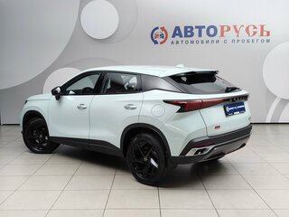 2023 Omoda C5 I, зелёный, 1709000 рублей, вид 2