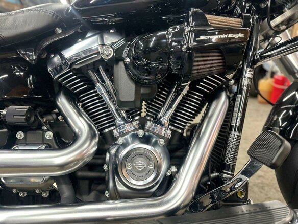 2017 Harley-Davidson Fat Boy, чёрный, 1990000 рублей - вид 14
