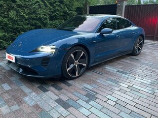 2020 Porsche Taycan Turbo S I, голубой, 11990000 рублей, вид 3
