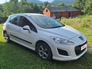 2011 Peugeot 308 I Рестайлинг, белый, 400000 рублей, вид 1