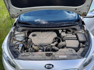 2014 Kia Ceed II, серебристый, 800000 рублей, вид 3