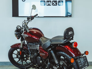 2026 Royal Enfield Meteor, красный, 519000 рублей, вид 3