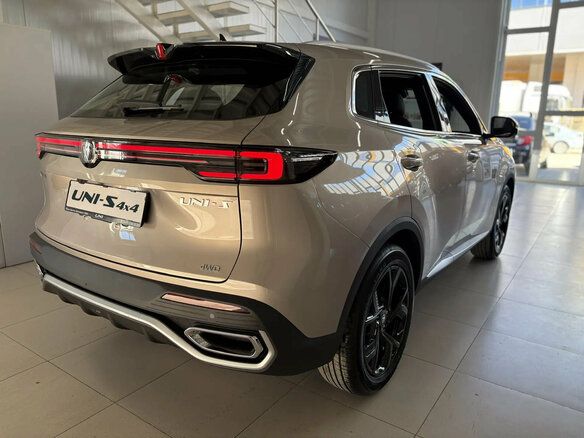 2026 Changan UNI-S I Рестайлинг, коричневый - вид 3
