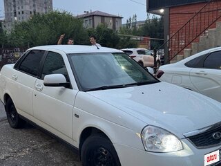 2014 Lada (ВАЗ) Priora I Рестайлинг, белый, 425000 рублей, вид 2