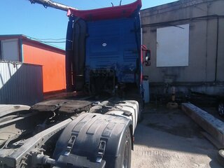 2002 Volvo FH, красный, 3100000 рублей, вид 4