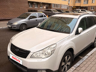 2011 Subaru Outback IV, белый, 1450000 рублей, вид 1
