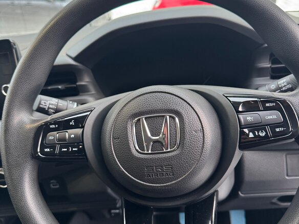 2023 Honda Vezel II, серый, 2650000 рублей - вид 3