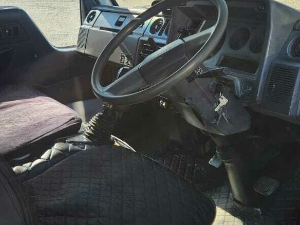 1992 Toyota Dyna, белый, 600000 рублей - вид 7