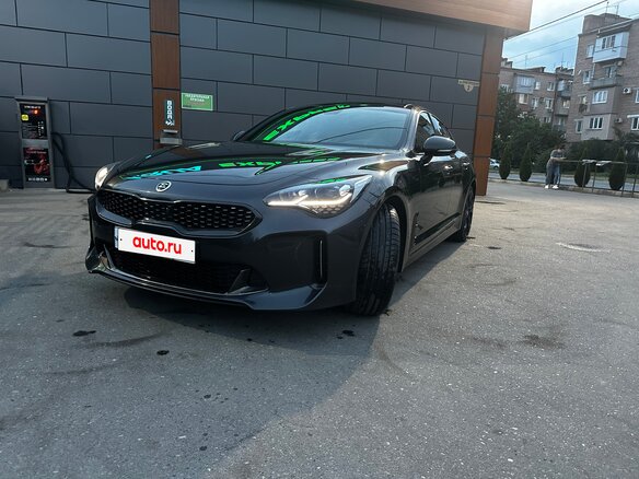 2019 Kia Stinger I, серый, 2700000 рублей