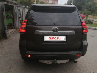 2018 Toyota Land Cruiser Prado 150 Series Рестайлинг 2, коричневый, 4300000 рублей, вид 5
