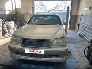 2001 Toyota Crown XI (S170), серый, 950000 рублей, вид 3